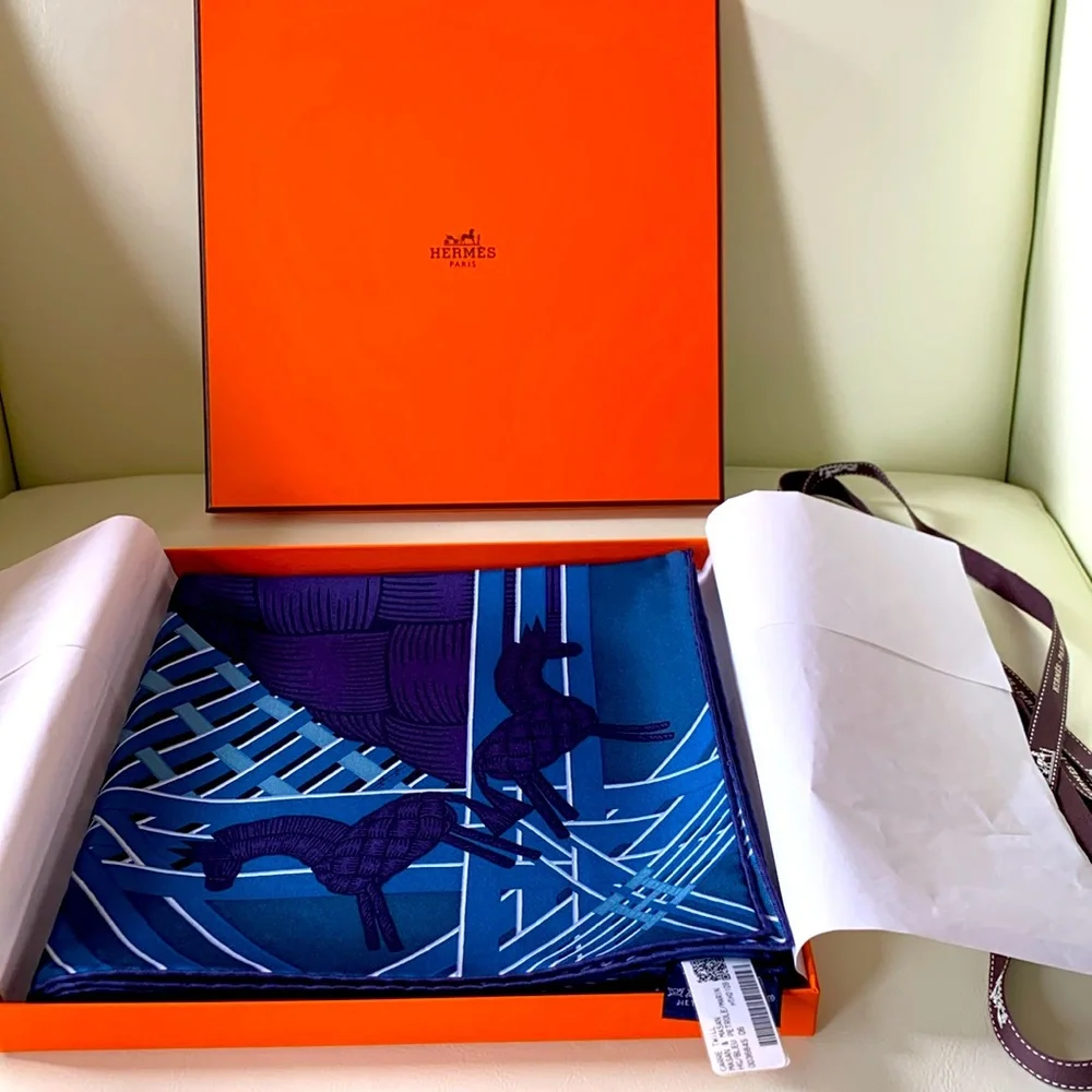 💟💙🐴 NEW Authentic Hermes Masan & Masan Scarf 90 Giftable Package
